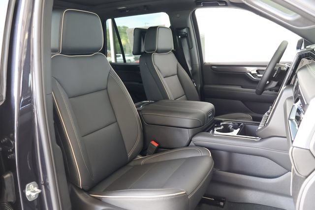 New 2026 Titanium Rush Metallic GMC Elevation image 24