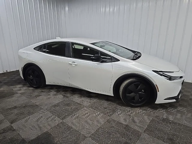 2024 Toyota Prius Prime SE