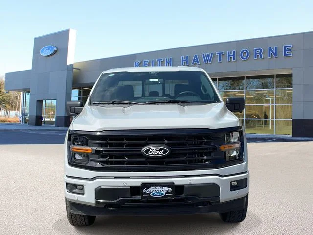 New 2026 White Ford XLT image 2
