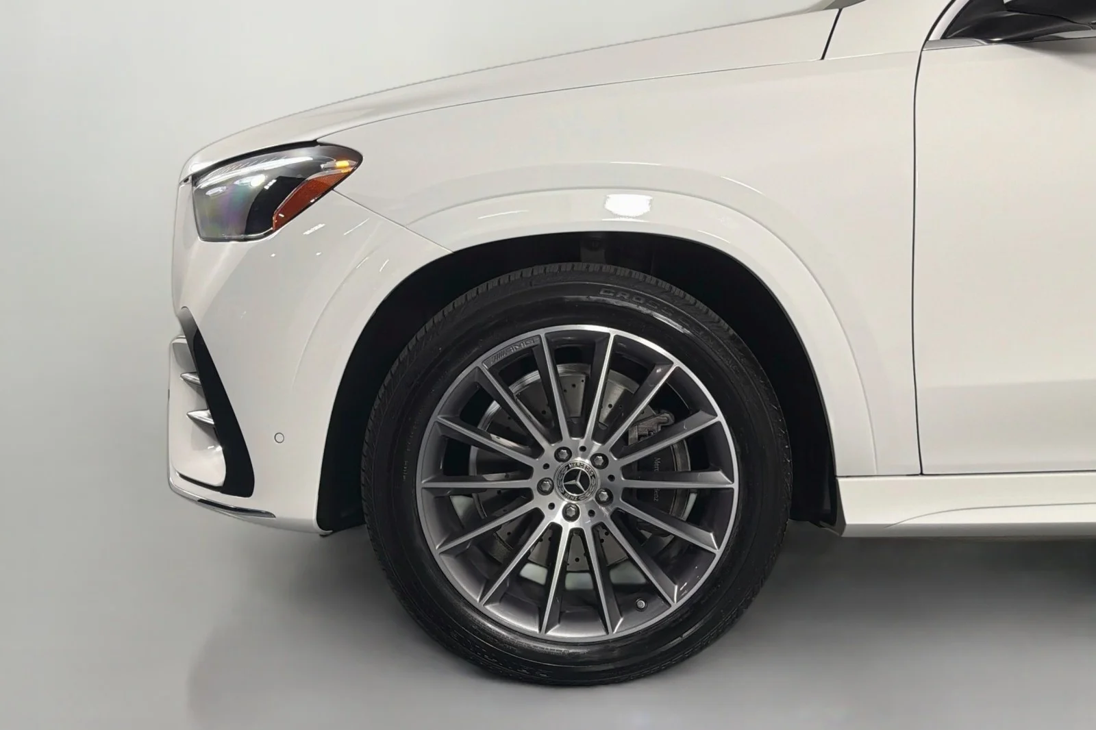 Certified Used 2024 Polar White Mercedes-Benz 450 image 10