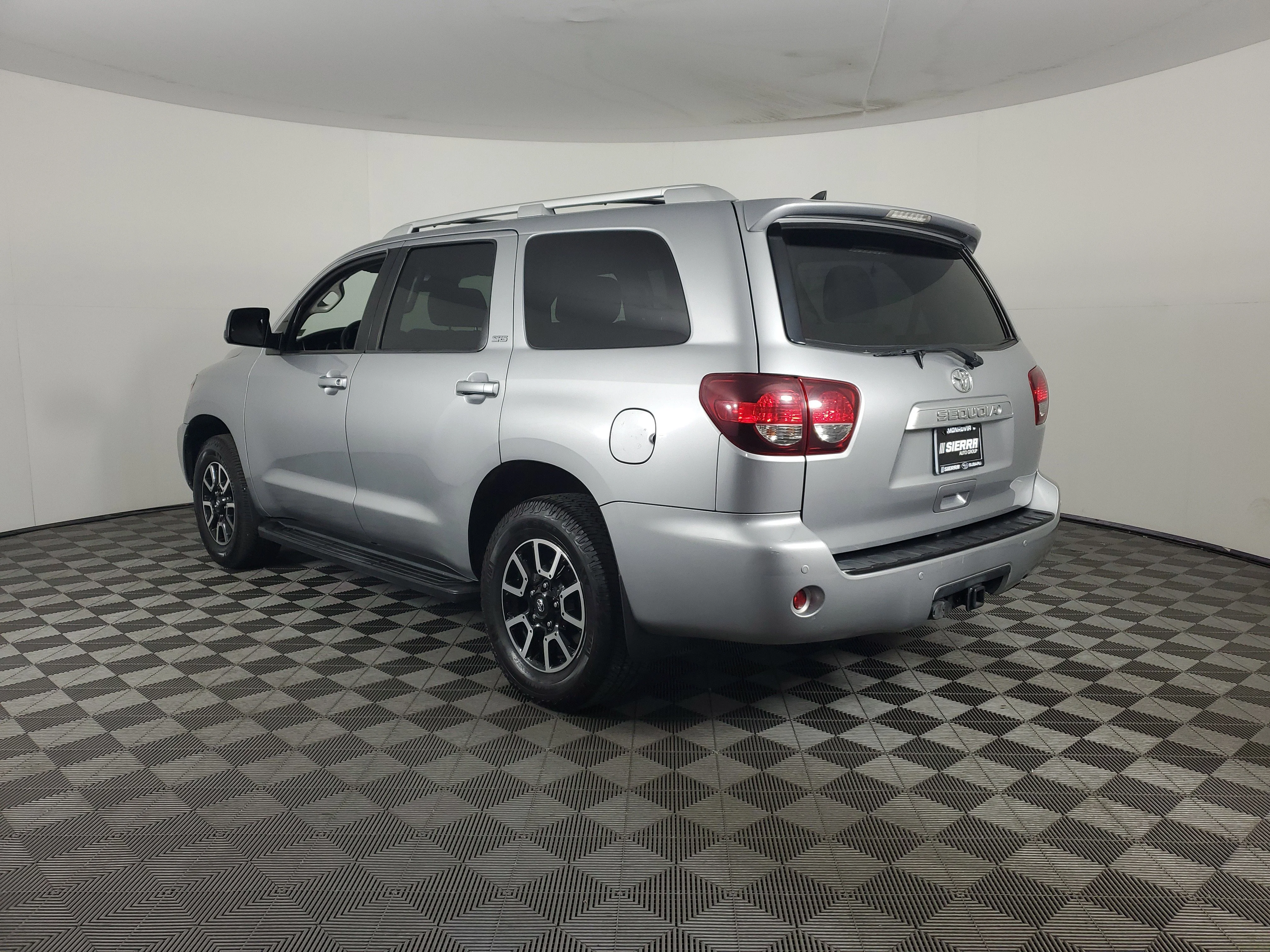 Used 2019 Silver Sky Metallic Toyota SR5 image 6