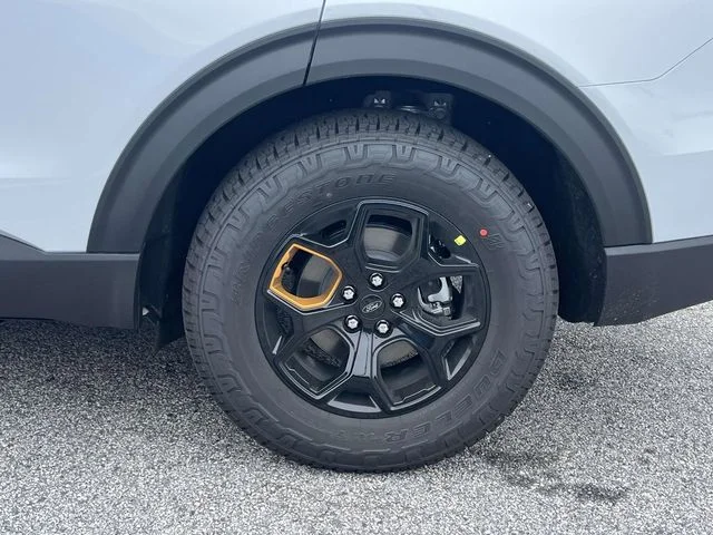 New 2026 White Ford Tremor image 6