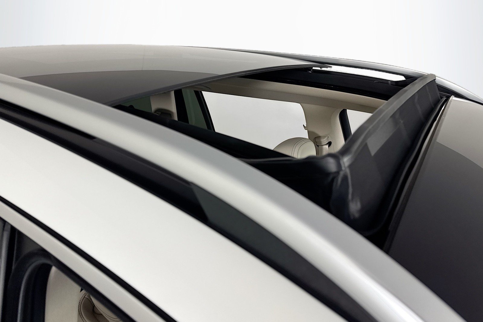 New 2026 Polar White Mercedes-Benz GLS 450 4MATIC® SUV image 22