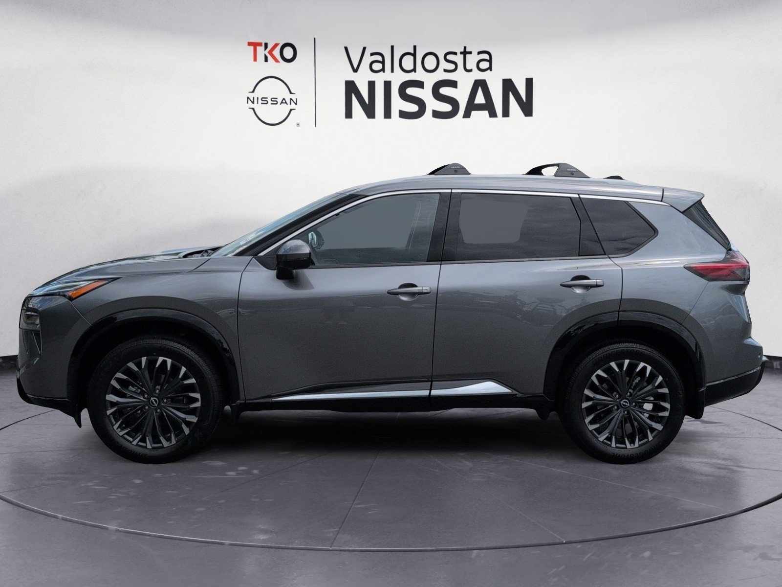 New 2026 Gun Metallic Nissan Platinum image 10