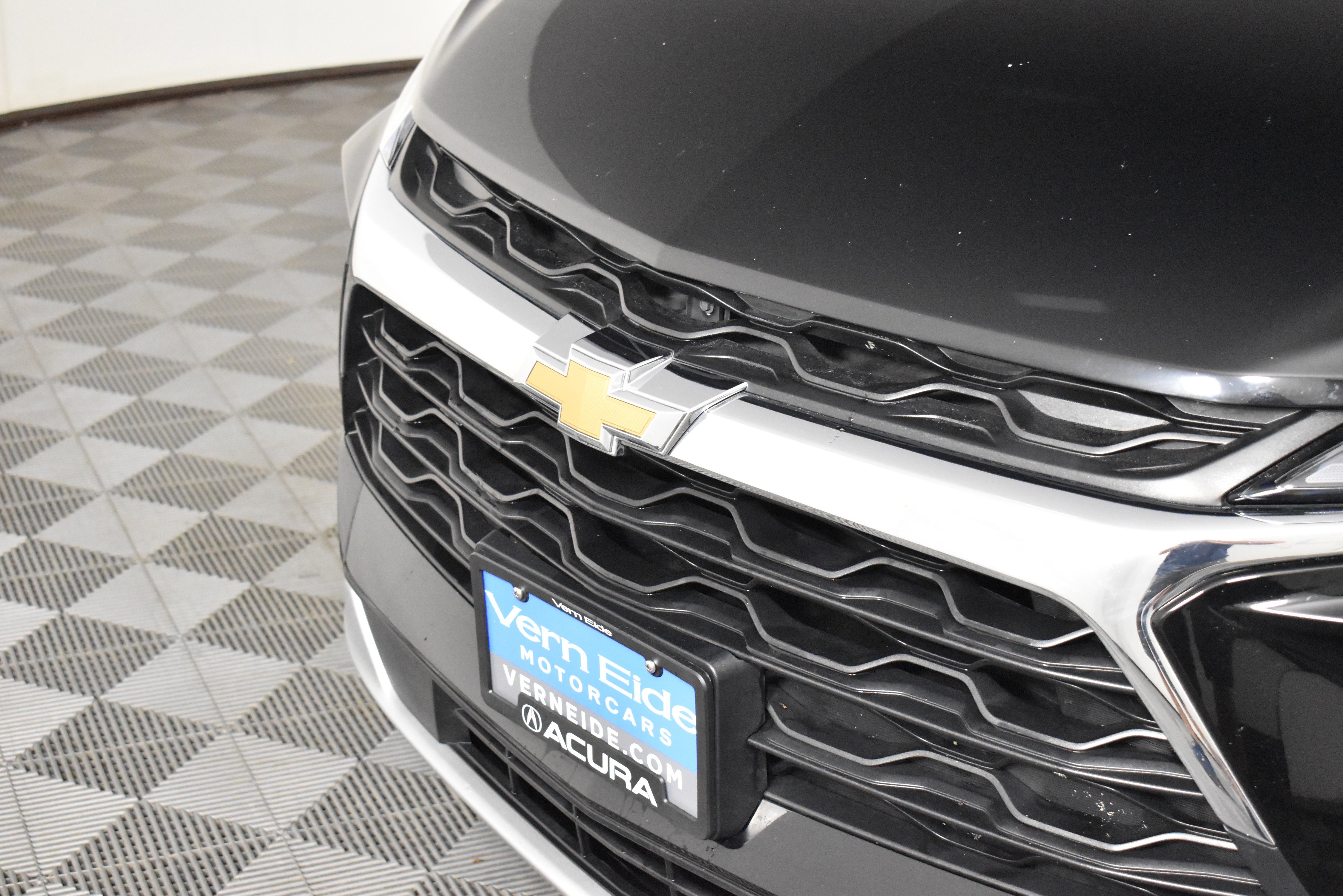 2025 Chevrolet Blazer 2LT - Photo 11