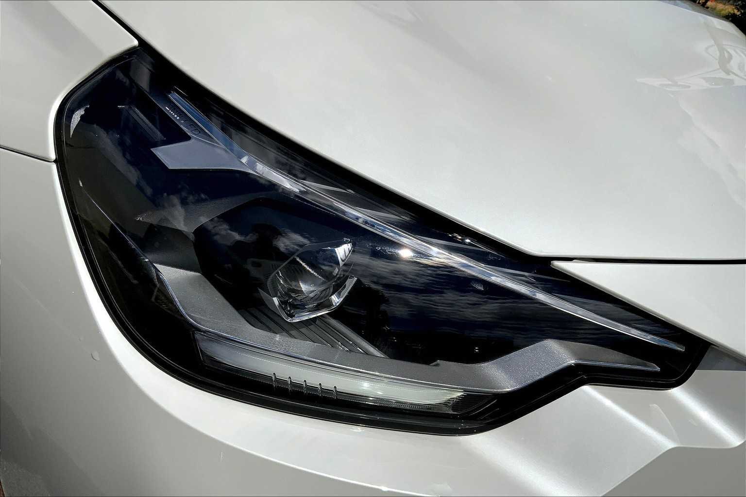 2025 BMW 2 Series 230i - Photo 13