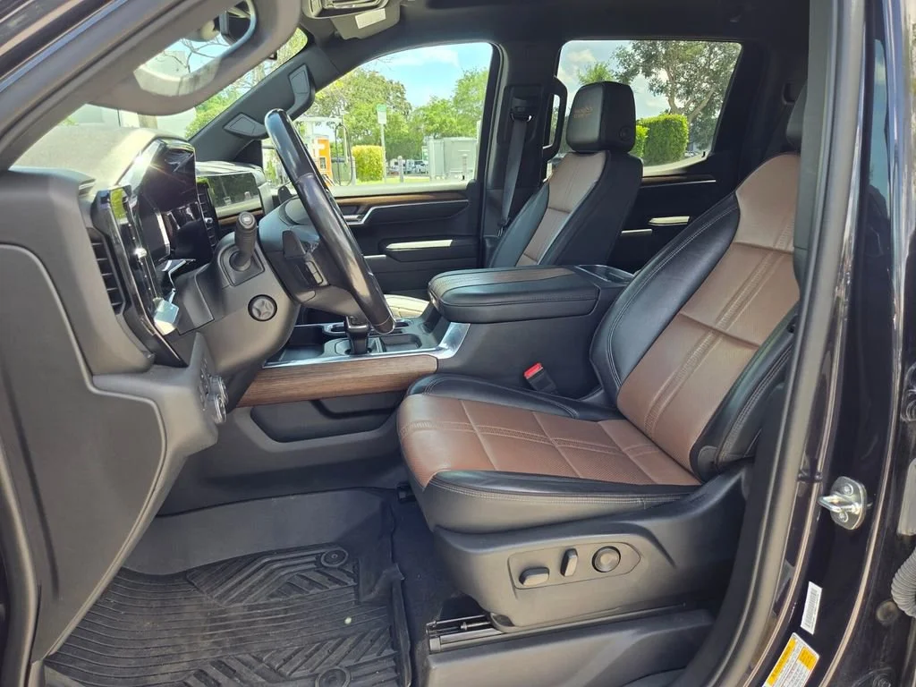 2023 Chevrolet Silverado 1500 High Country - Photo 12