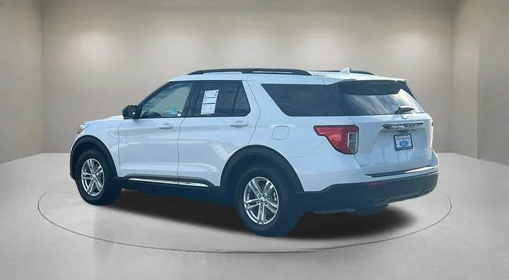 Certified Used 2023 Star White Ford XLT image 4