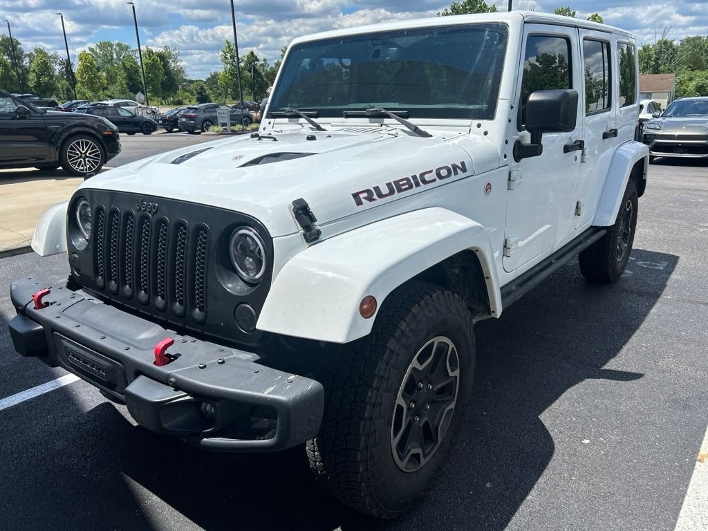 Used 2016 White Jeep Unlimited Rubicon image 1