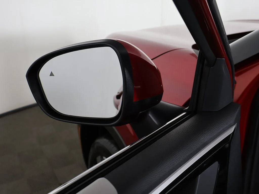 2025 Mitsubishi Outlander SE - Photo 36