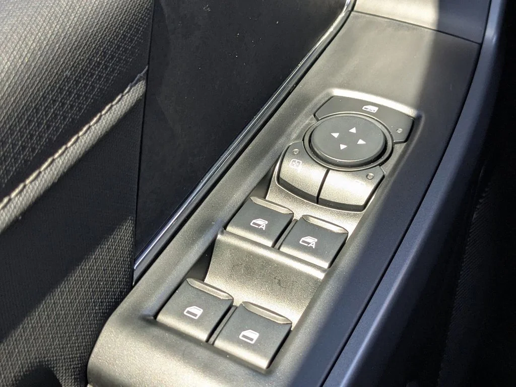 New 2026 Avalanche Ford XLT image 25