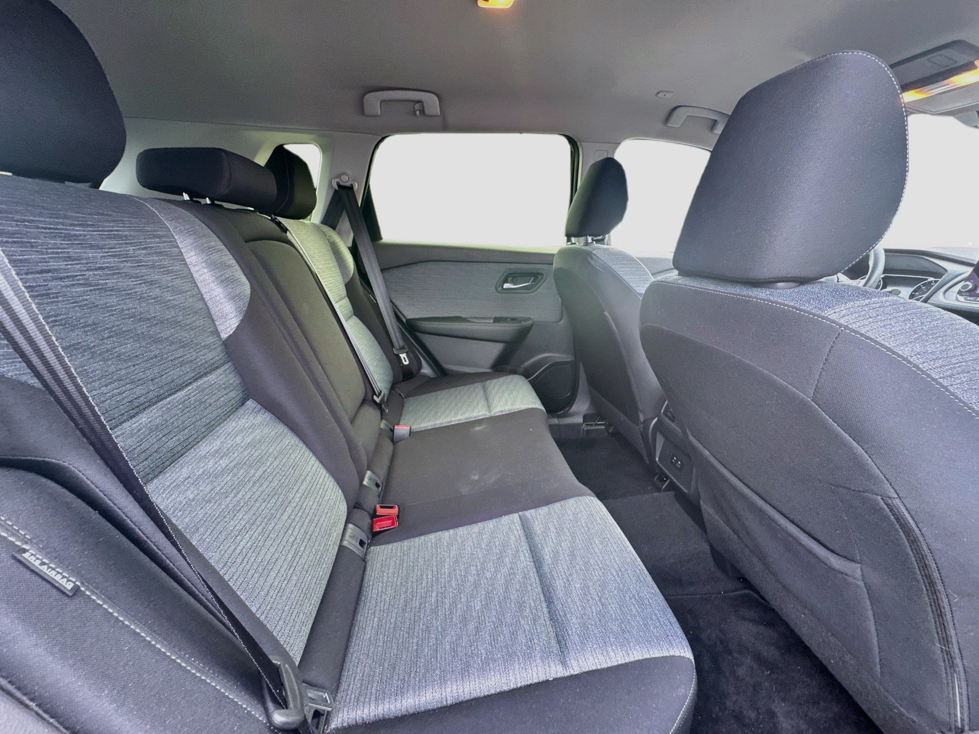 Used 2023 Super Black Nissan SV image 28
