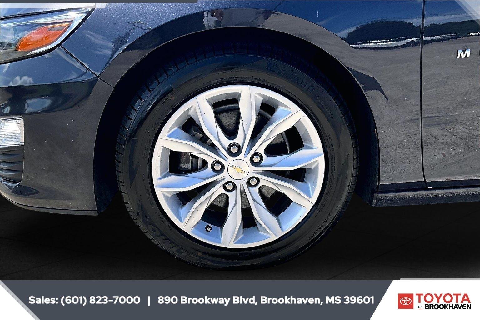 Used 2023 Dark Ash Metallic Chevrolet LT image 7