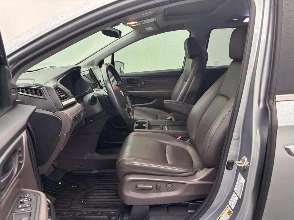 Used 2019 Silver Honda EX-L image 23