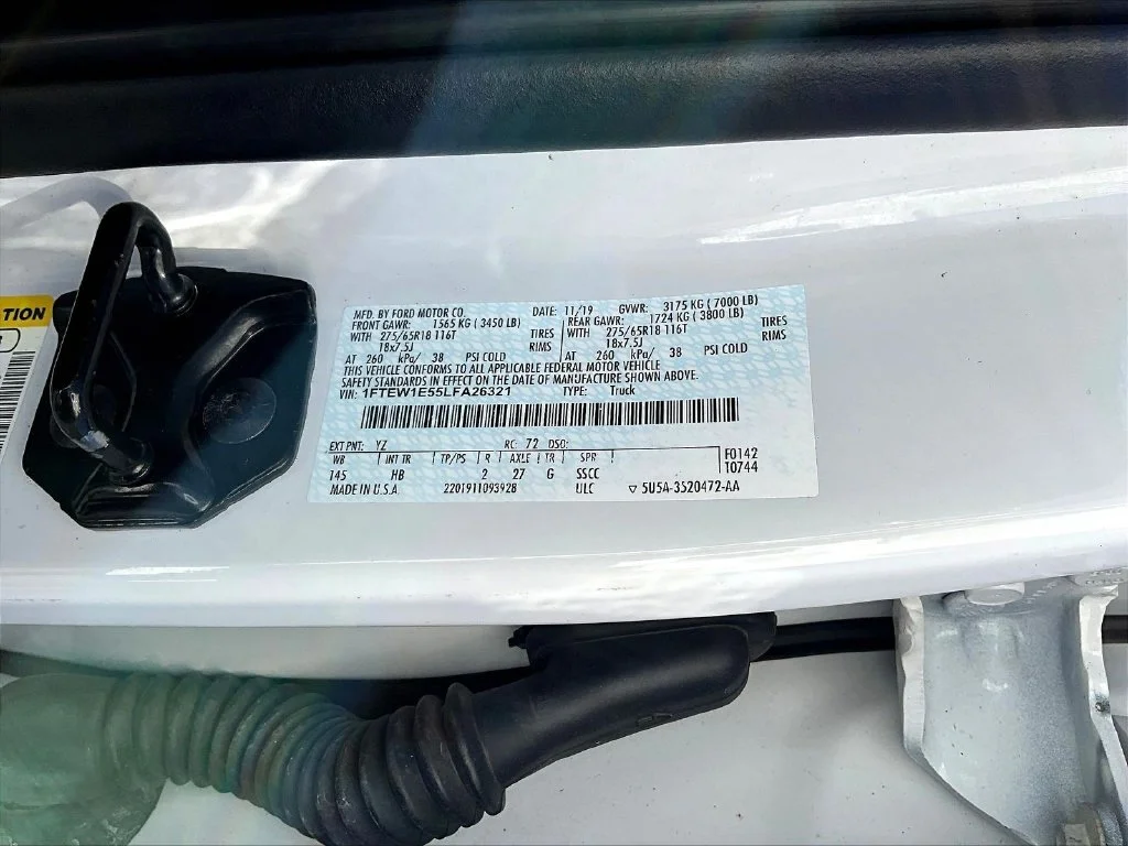 Used 2020 White Ford Lariat image 22