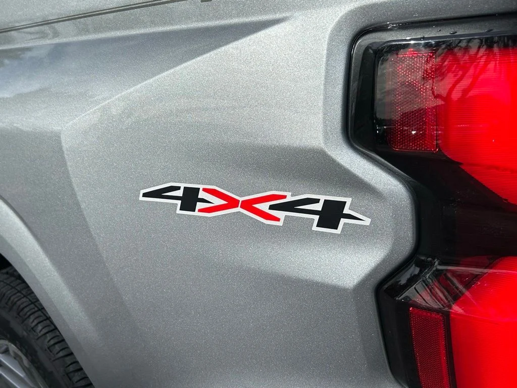 Used 2025 Gray Chevrolet LT image 35