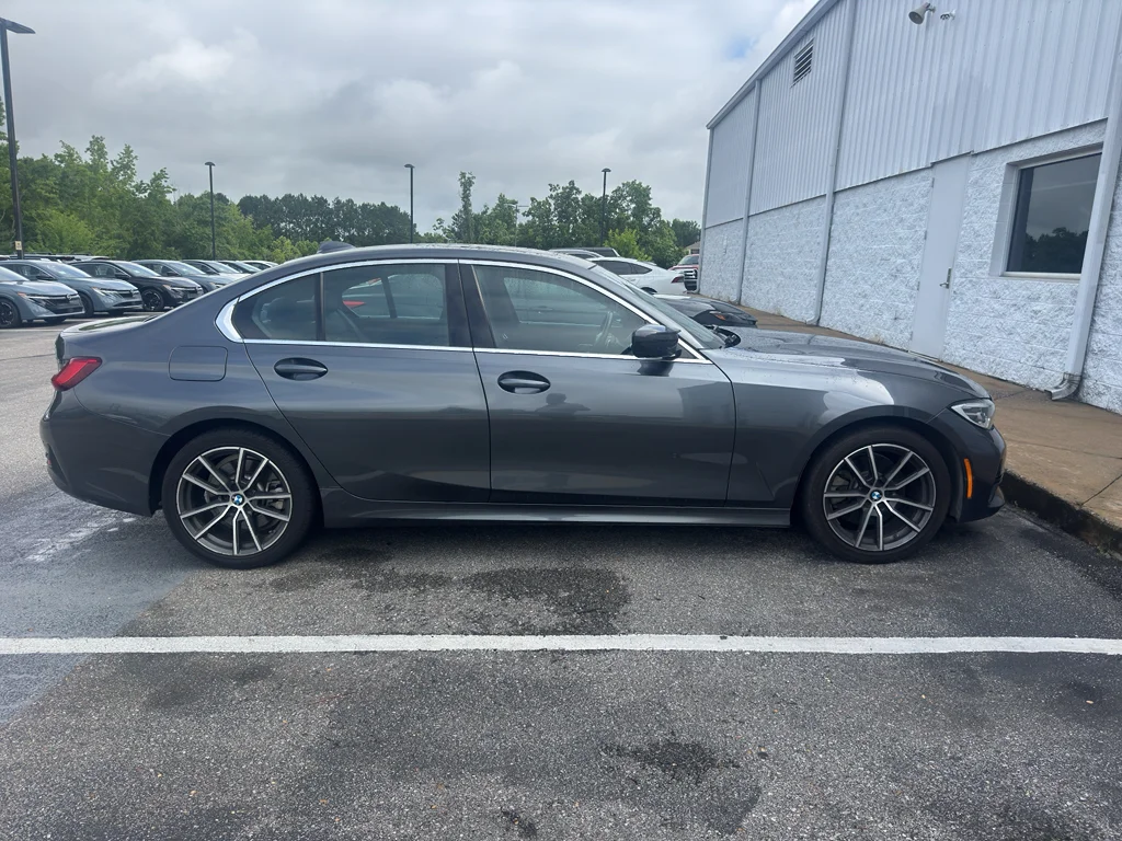 Used 2020 Mineral Gray Metallic BMW 330i image 2