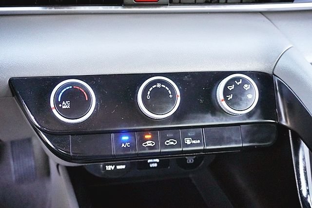 Used 2024 Gray Hyundai SE image 25