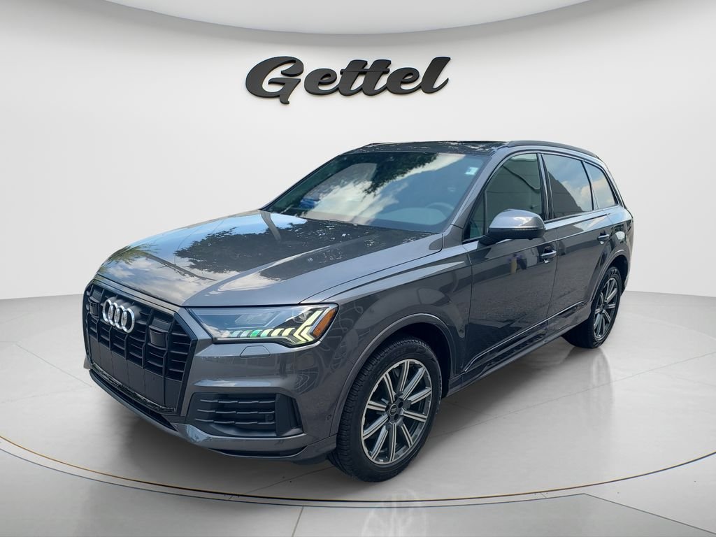 2024 Audi Q7 45 Premium Plus quattro Tiptronic's photo
