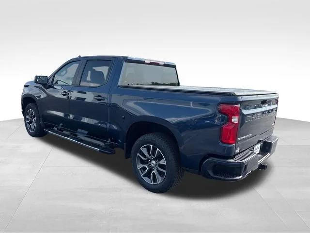 Used 2022 NORTHSKY BLUE METALLIC Chevrolet RST image 3