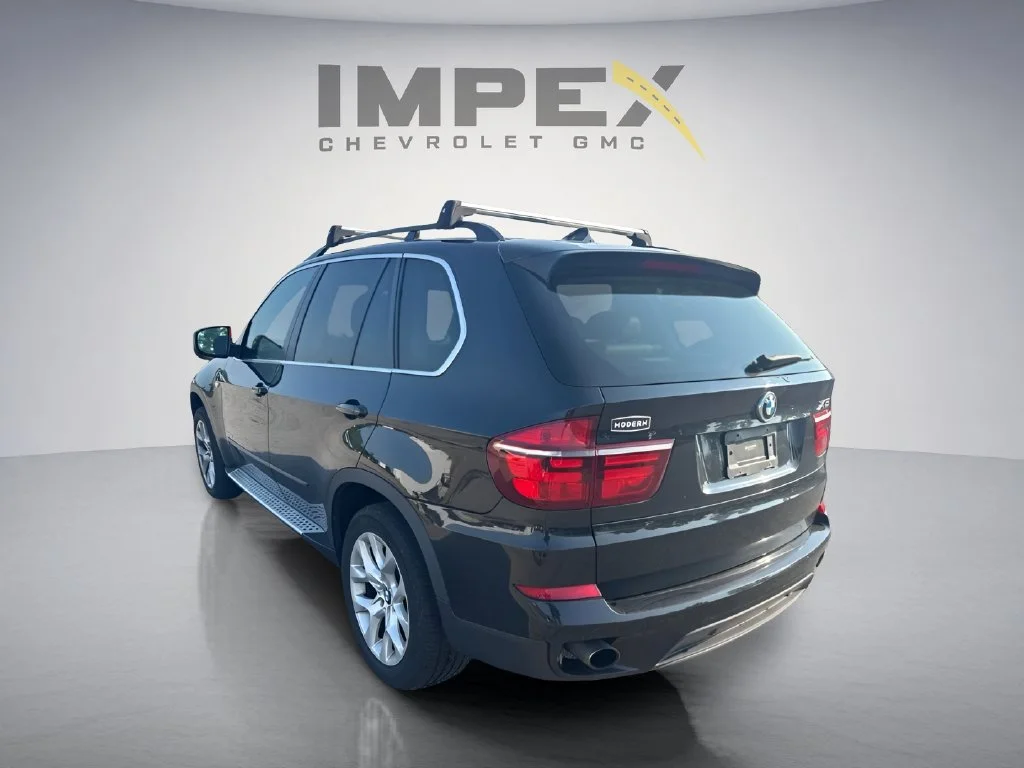 Used 2013  BMW xDrive35i image 3