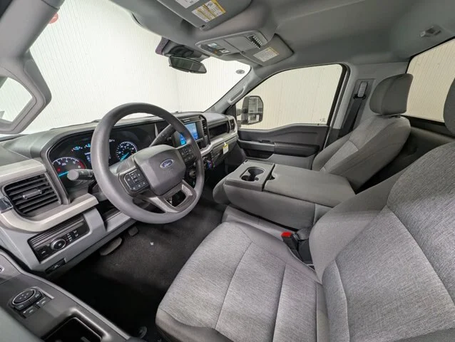New 2026 Oxford White Ford F-250® XL image 16
