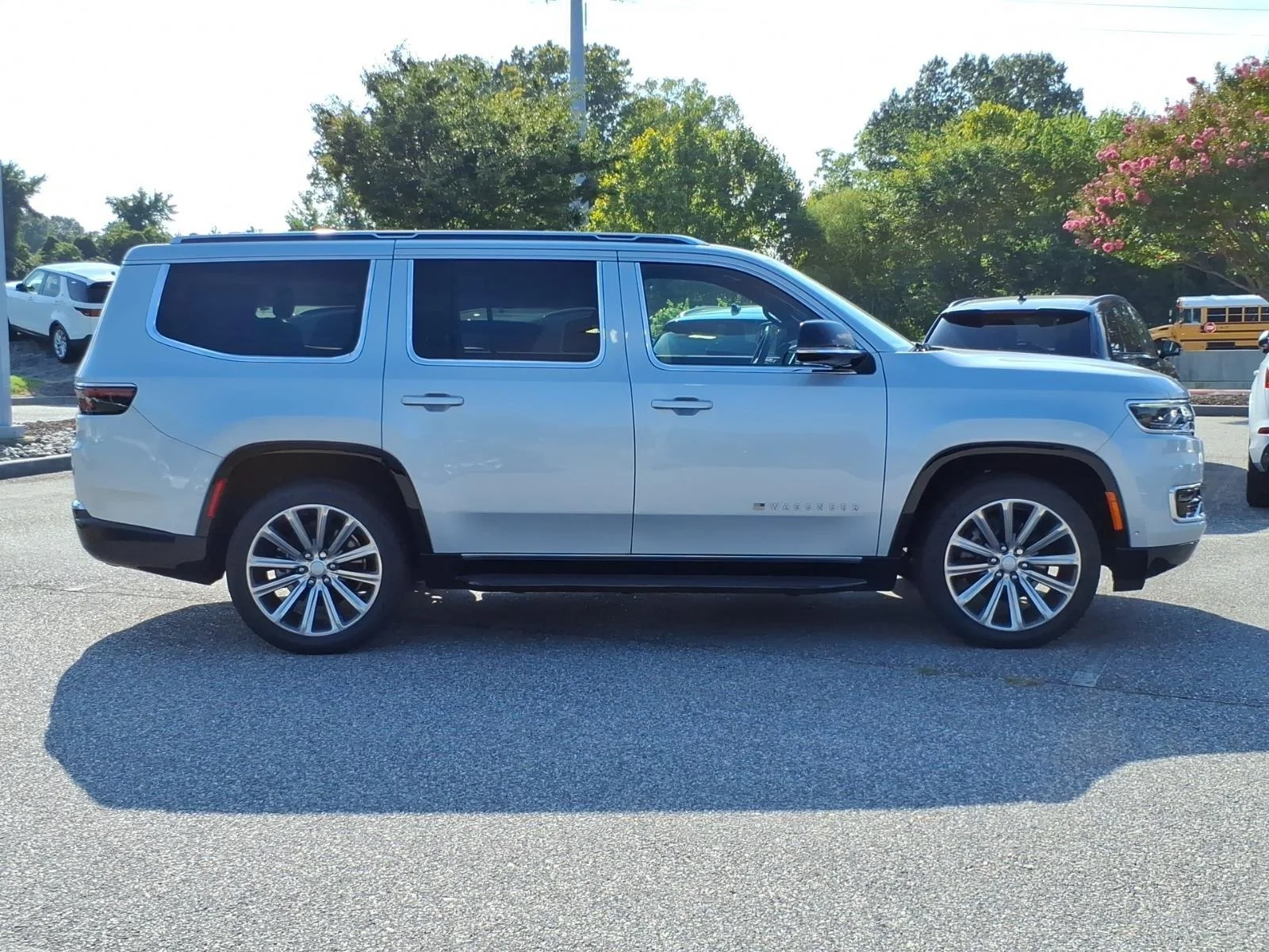 Used 2023 Silver Zynith Jeep Series II image 7