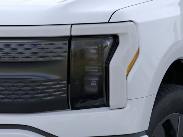 New 2024 Oxford White Ford FLASH™ image 18