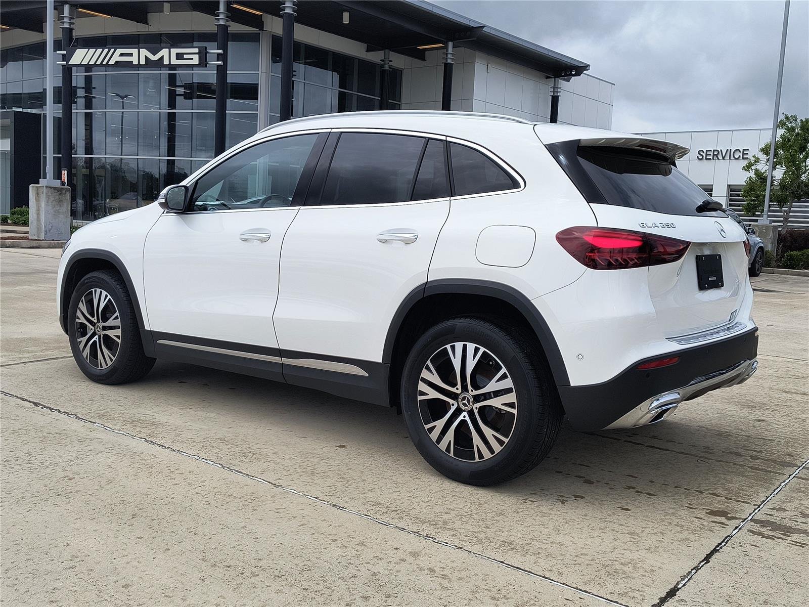 Used 2025 WHITE Mercedes-Benz GLA 250 image 4