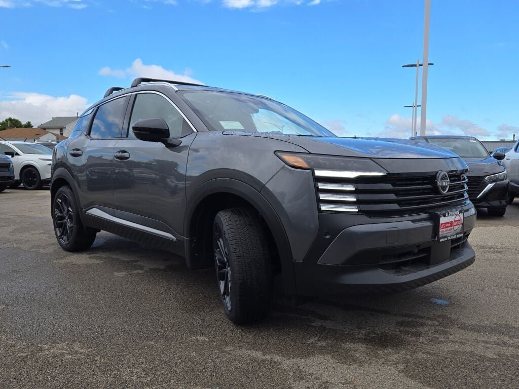 New 2026 Gray Nissan SR image 5