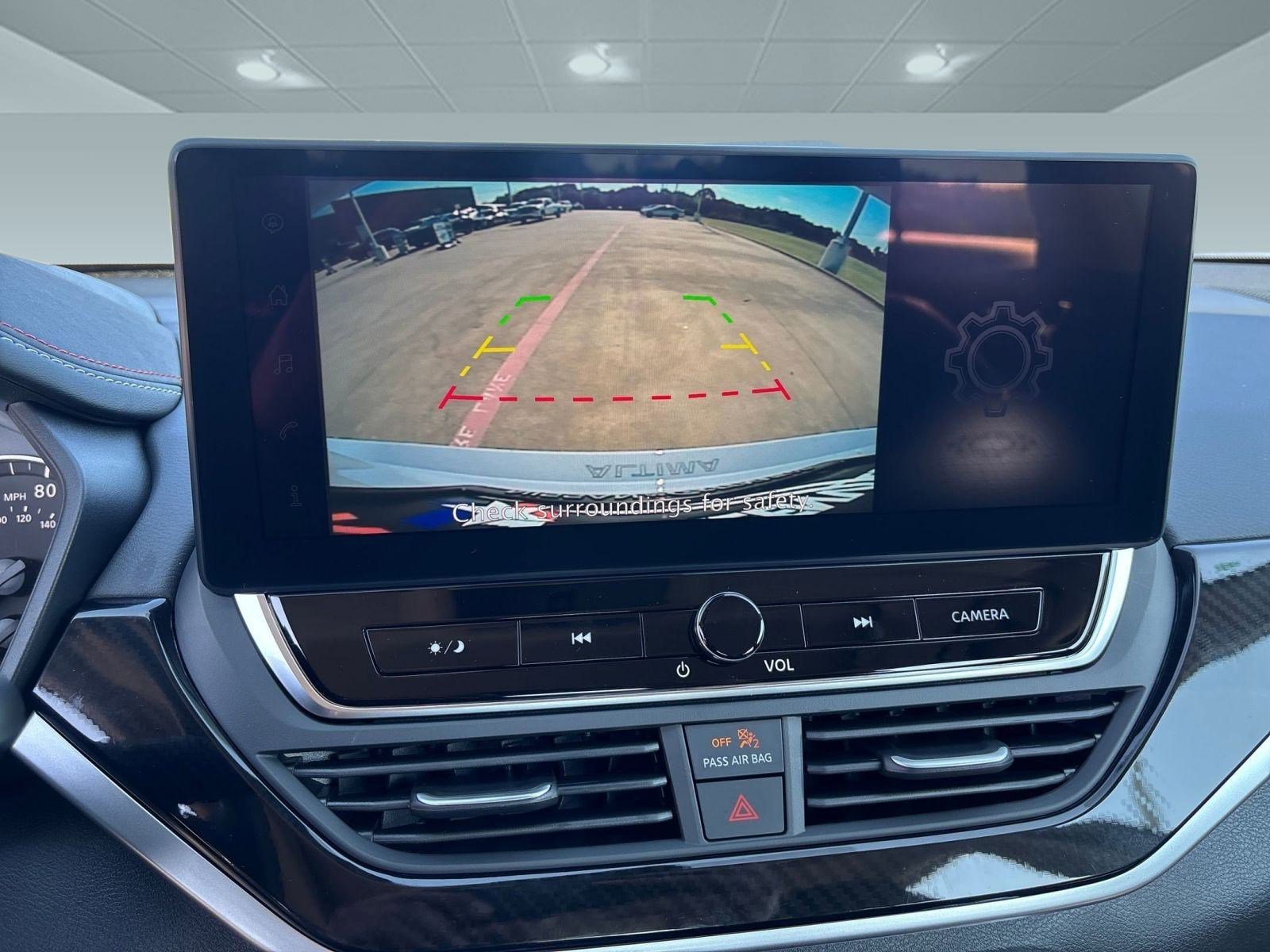 2025 Nissan Altima SR - Photo 27