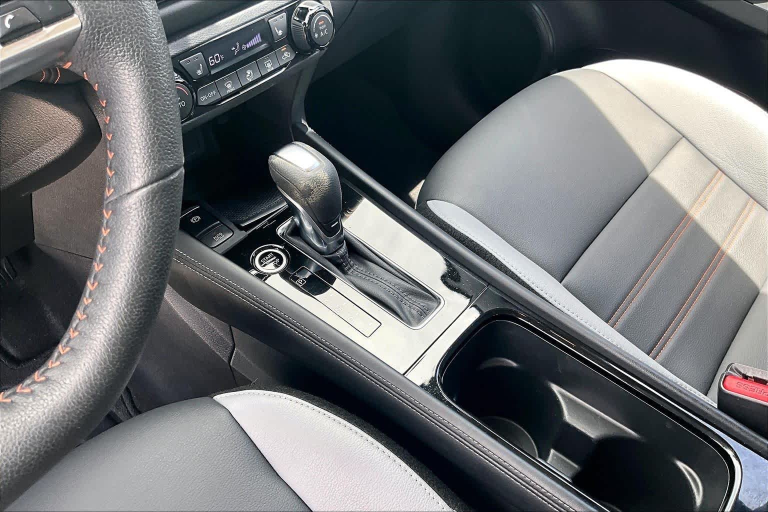 Used 2024 Super Black Nissan SR image 15