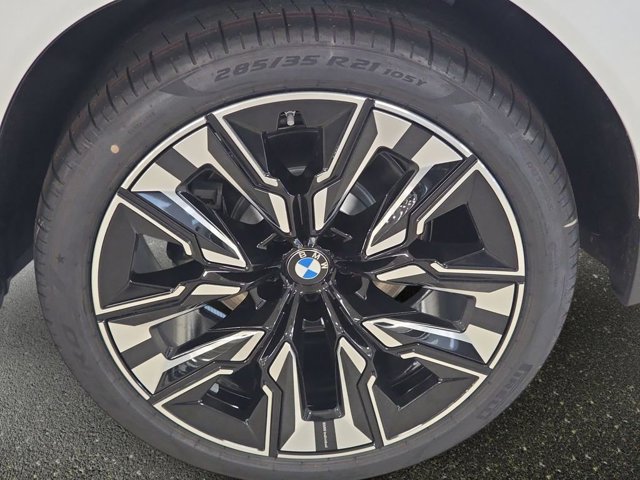 New 2026 Mineral White Metallic BMW X3 30 image 15