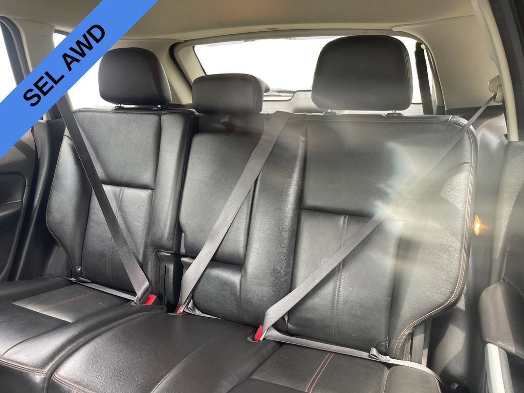 Used 2014 Red Ford SEL image 19