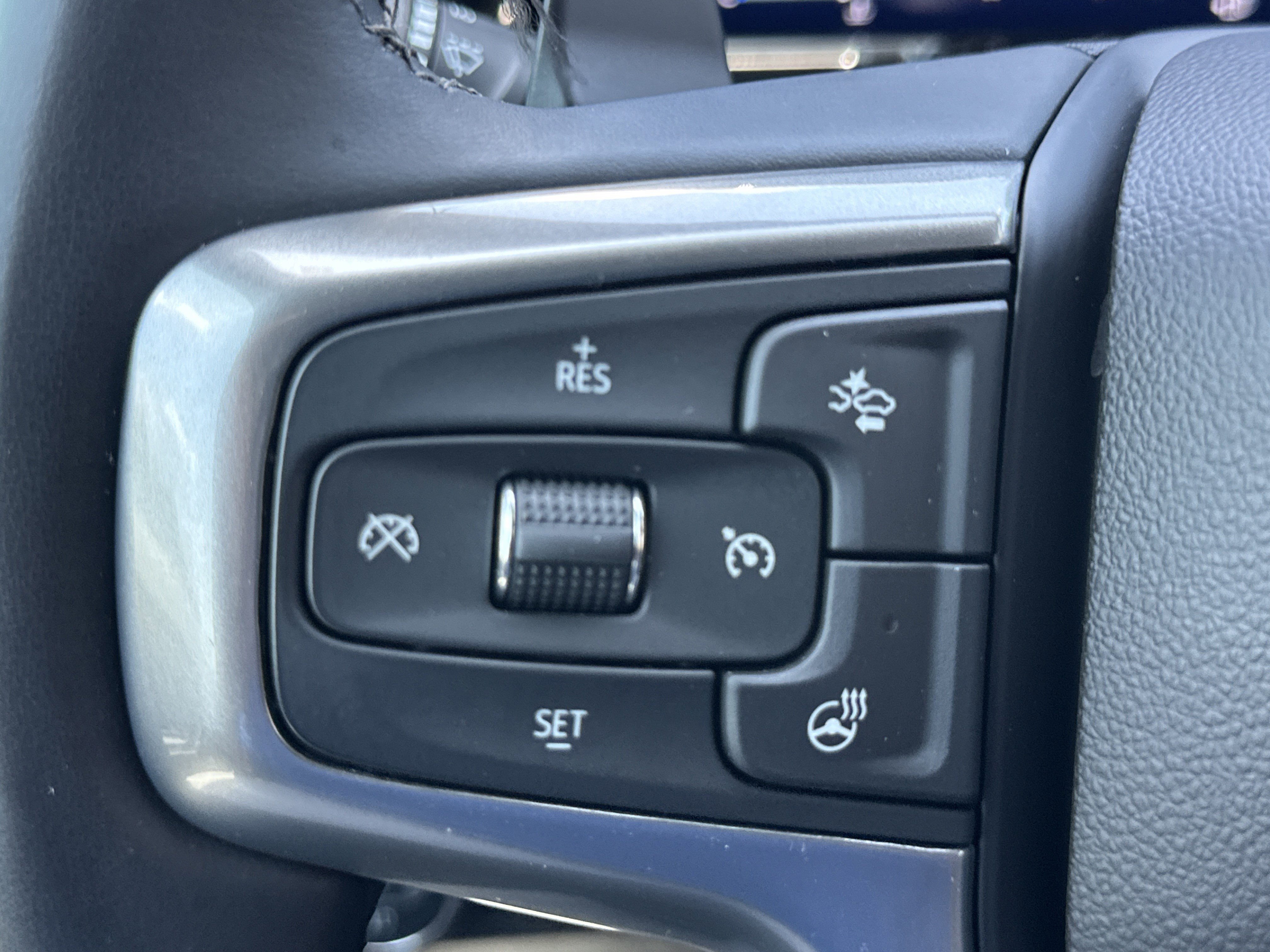 2024 Chevrolet Silverado 1500 RST - Photo 25