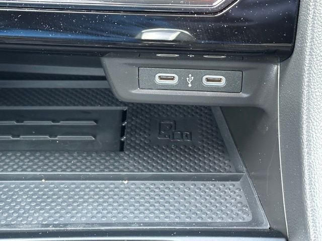 2025 Volkswagen Jetta SE - Photo 35