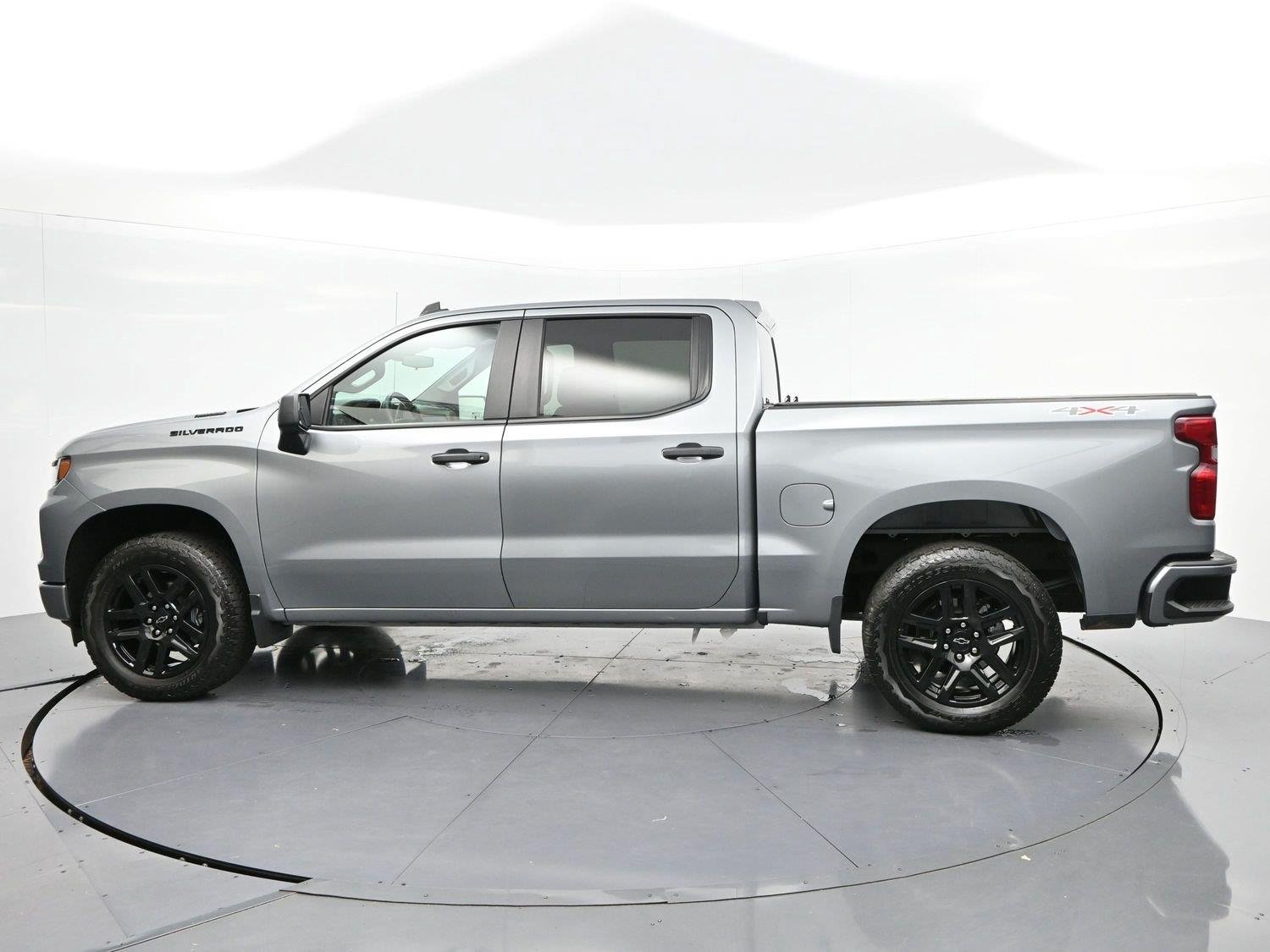 Used 2025 Sterling Gray Metallic Chevrolet Custom image 4
