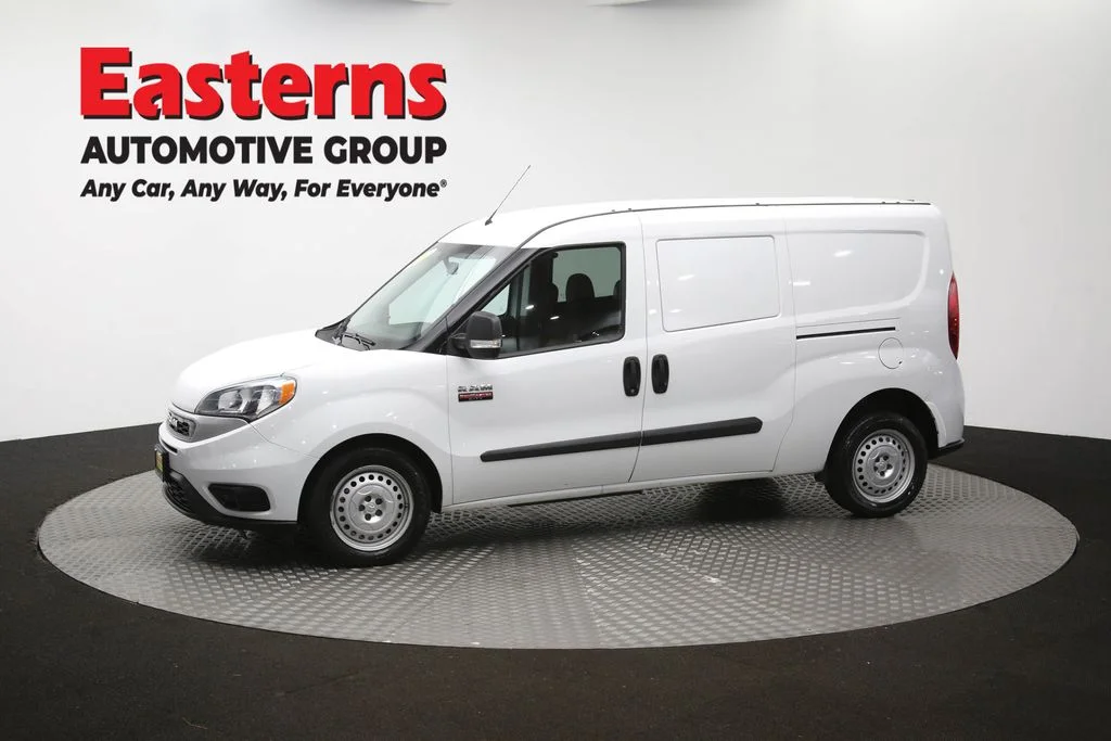 Used 2022 White Ram Base image 57