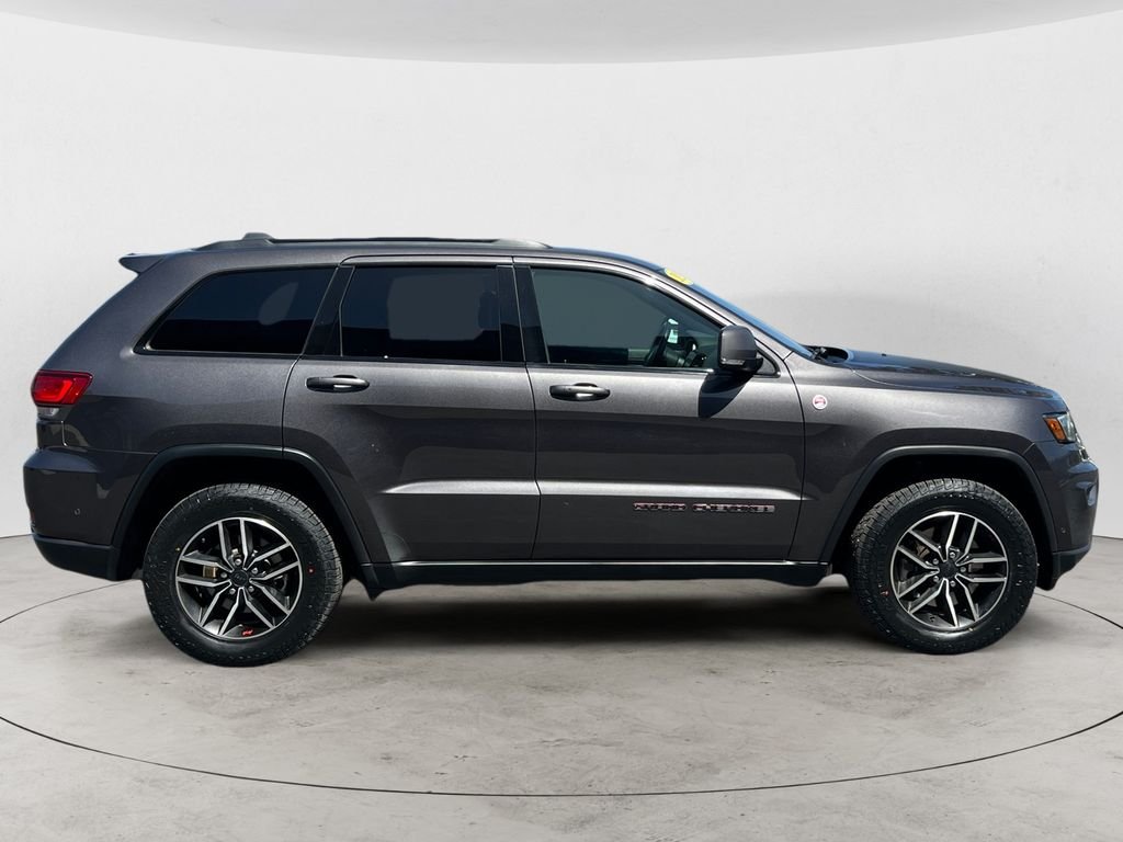 Used 2021 Gray Jeep Trailhawk image 8