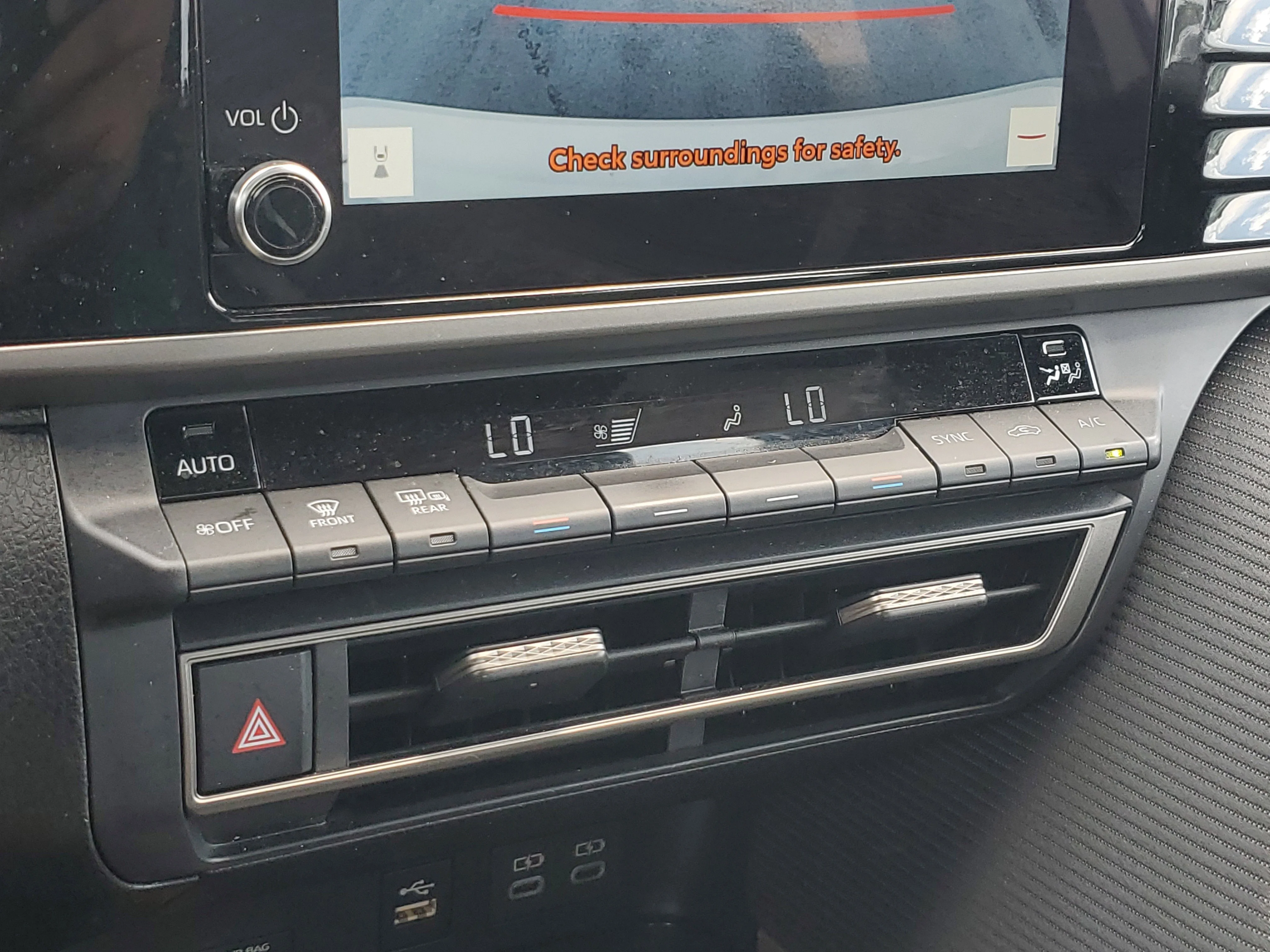 Certified Used 2025 Ice Toyota SE image 29