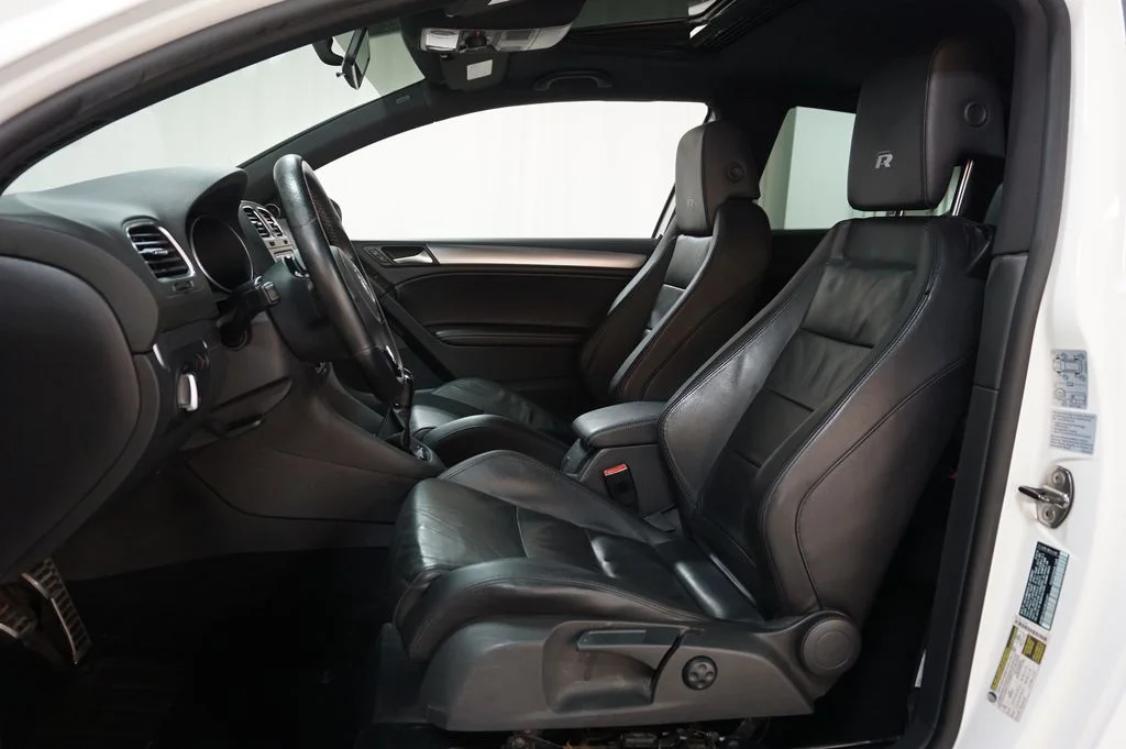 Used 2012 Candy White Volkswagen R image 30