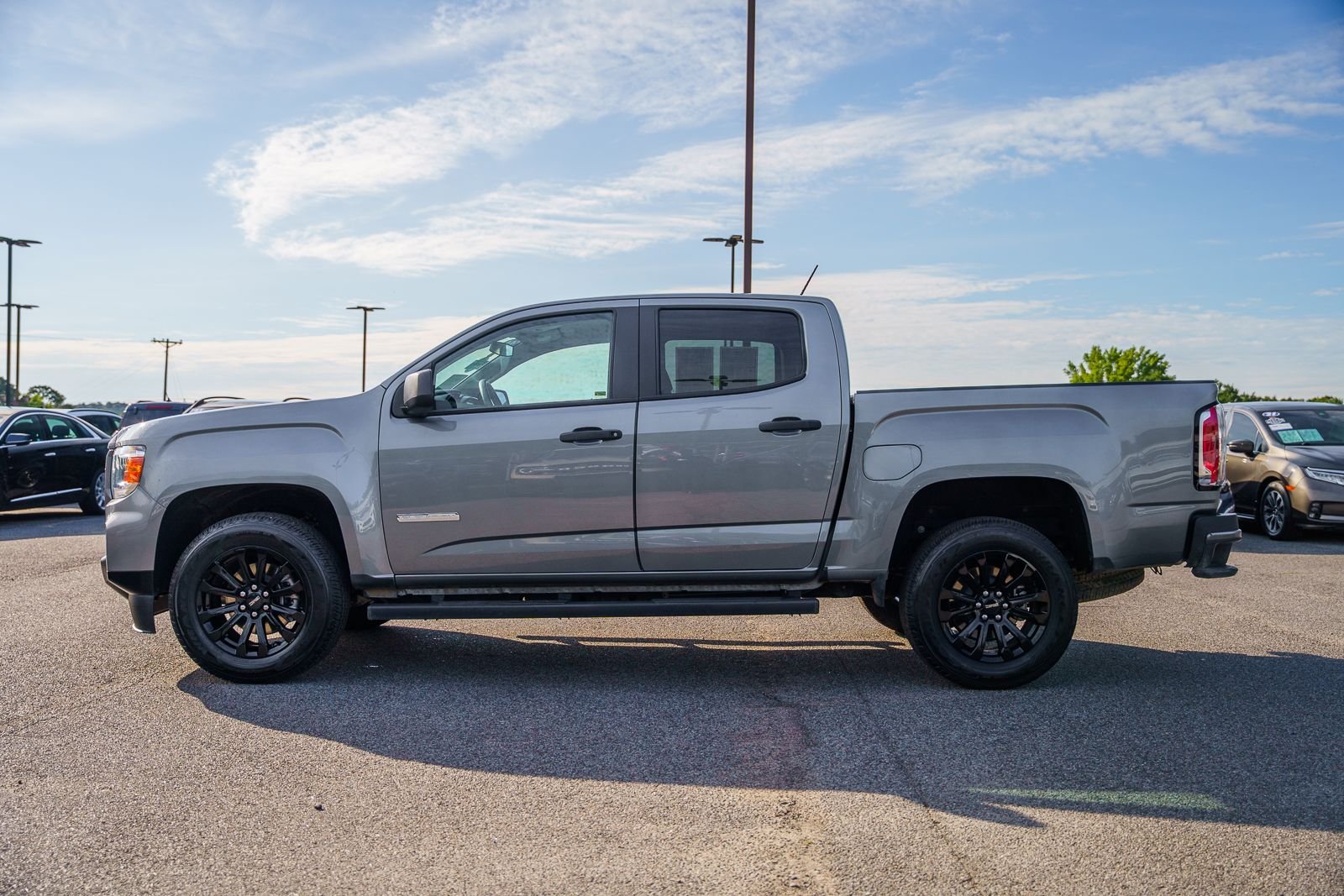 Used 2022 Gray GMC Elevation Standard image 3