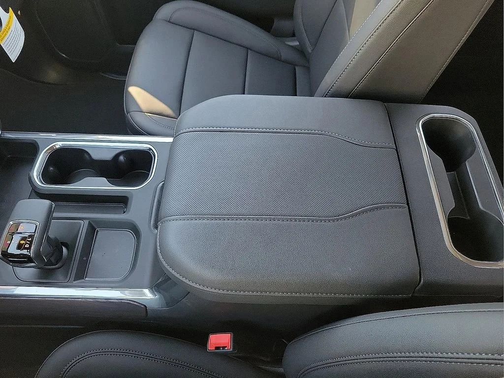2026 GMC Sierra 1500 SLT - Photo 20