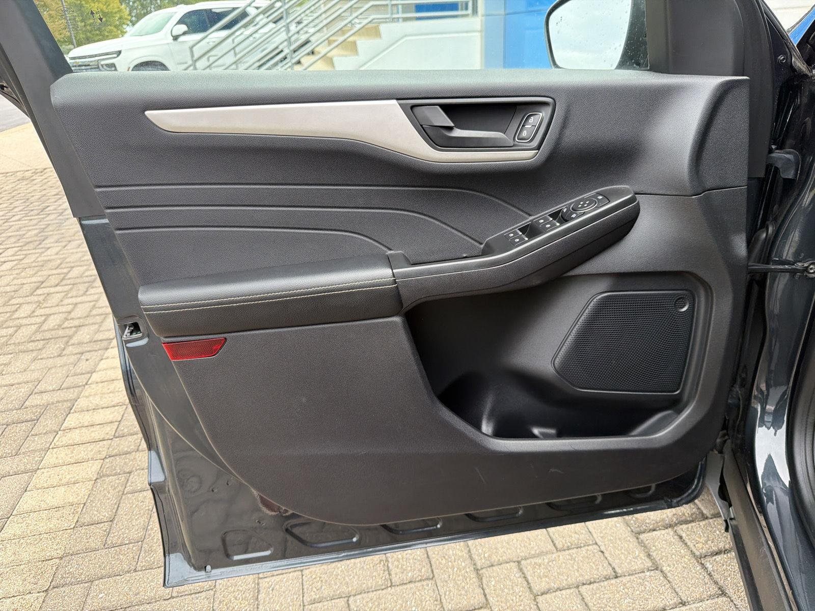 2022 Ford Escape SE - Photo 13