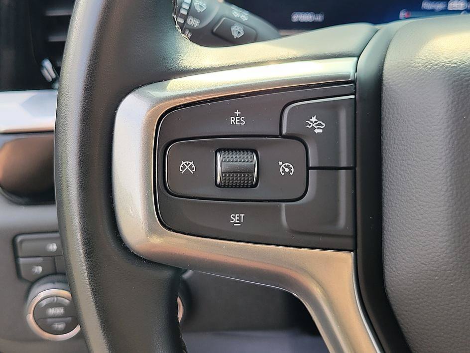 Used 2026 Black Chevrolet LT image 23