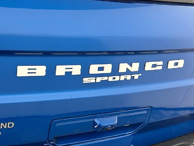 New 2026 Blue Ford Outer Banks image 24