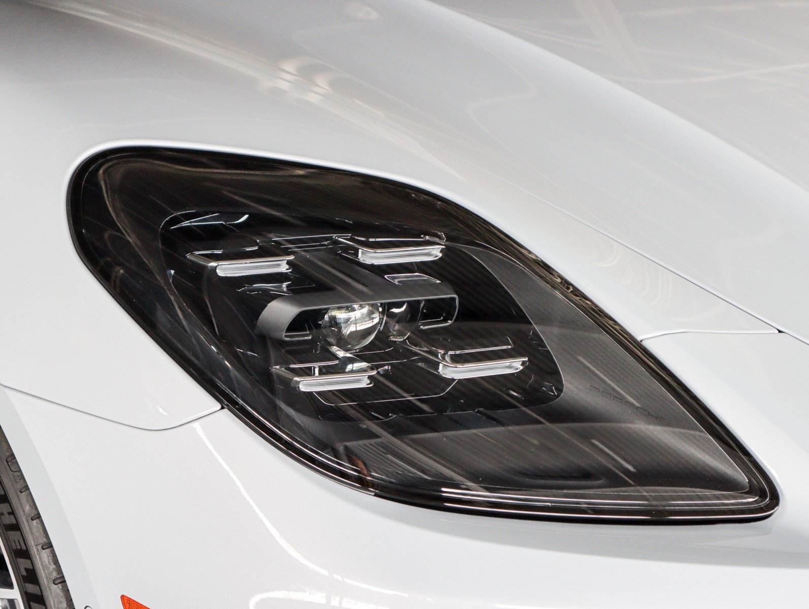 Used 2025 Ice Grey Metallic Porsche 4 image 27