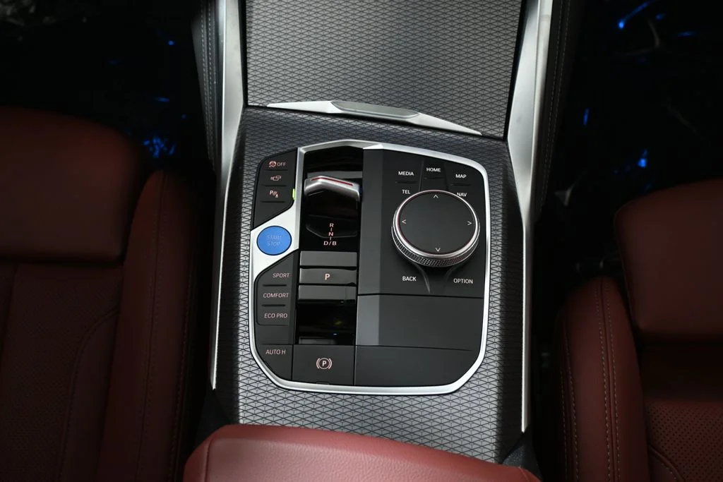 Certified Used 2025 White BMW M50 image 21