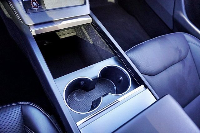 Used 2025  Tesla Long Range image 33