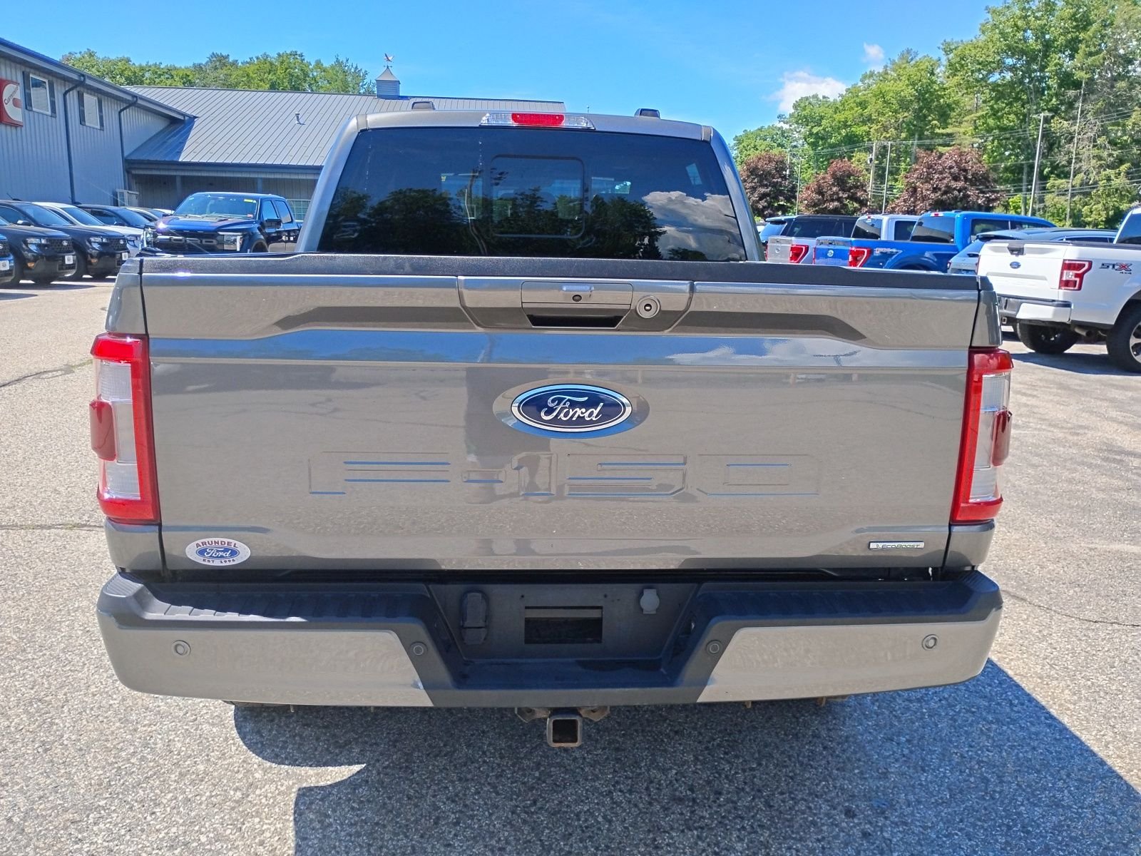 Used 2023 Gray Ford Lariat image 6